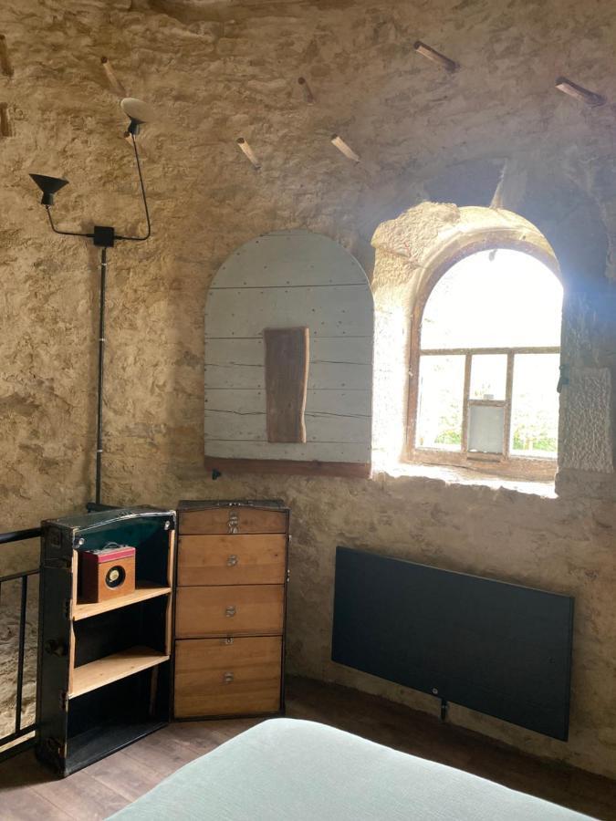 Le Colombier De Malpas Bed & Breakfast Quingey ภายนอก รูปภาพ