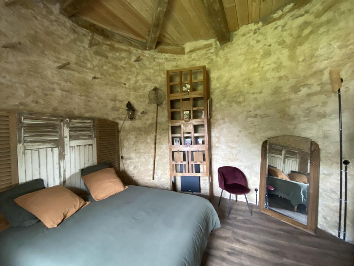 Le Colombier De Malpas Bed & Breakfast Quingey ภายนอก รูปภาพ
