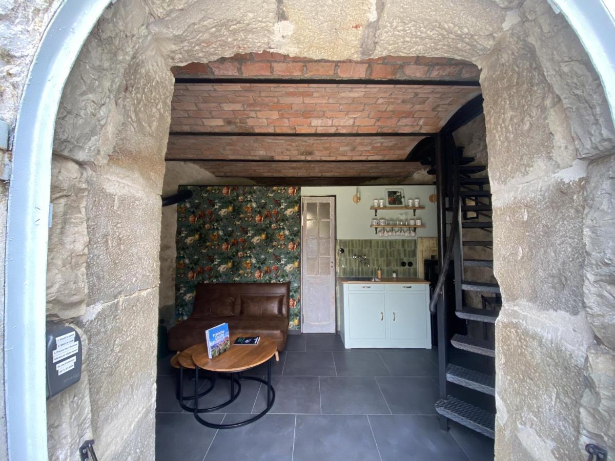 Le Colombier De Malpas Bed & Breakfast Quingey ภายนอก รูปภาพ