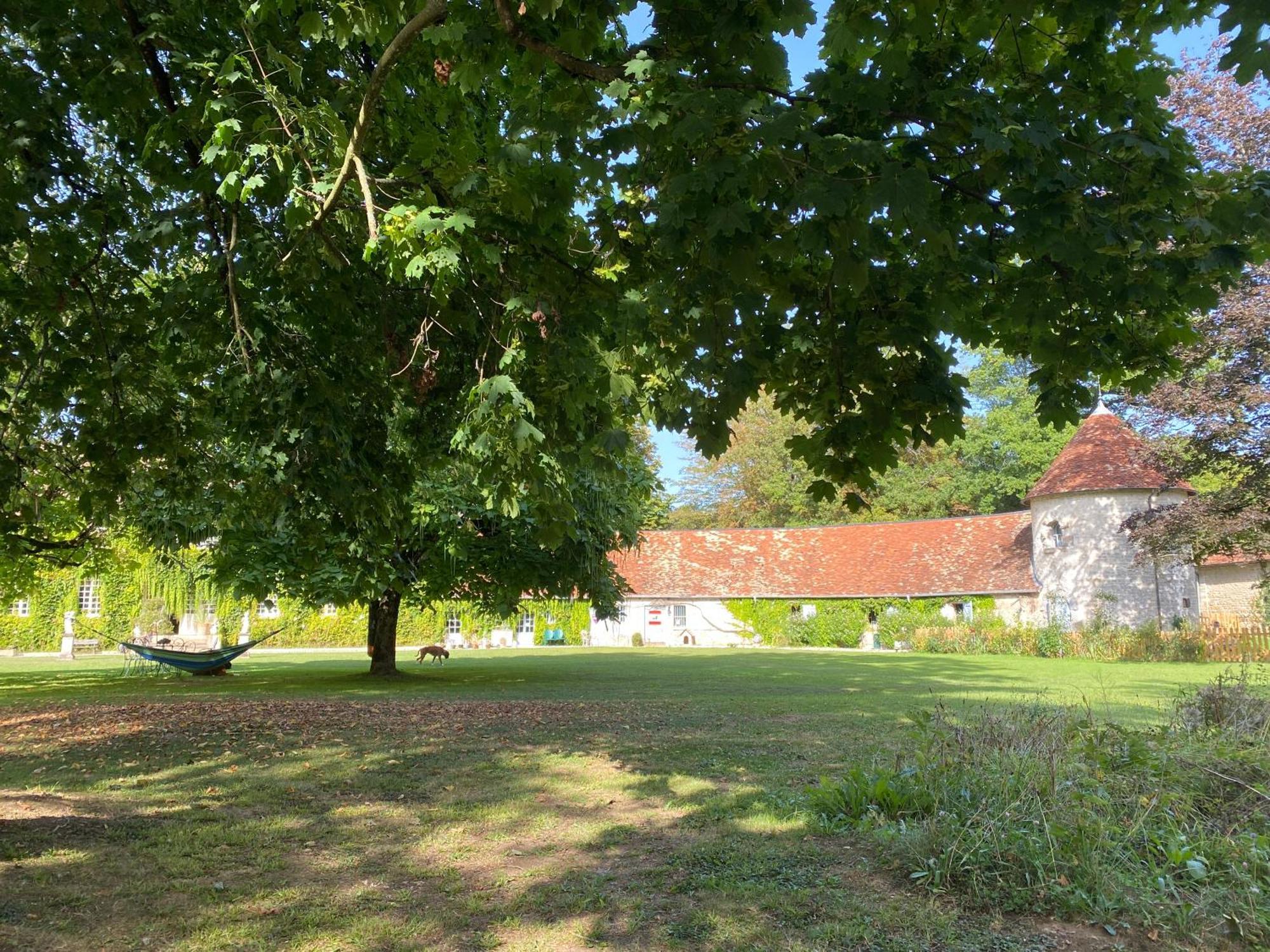 Le Colombier De Malpas Bed & Breakfast Quingey ภายนอก รูปภาพ